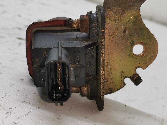 bontott RENAULT THALIA Üzemanyag Elzáró Szelep