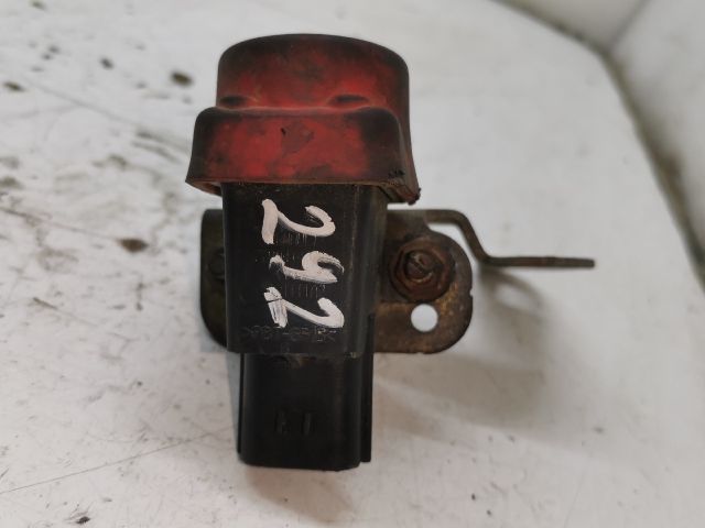 bontott RENAULT THALIA Üzemanyag Elzáró Szelep