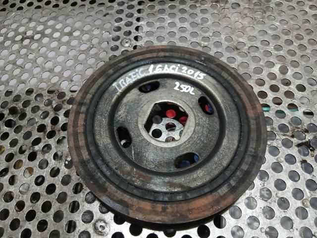 bontott RENAULT TRAFIC Főtengely Szíjtárcsa