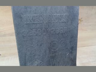 bontott RENAULT TRAFIC Homlokfal (Üres lemez)