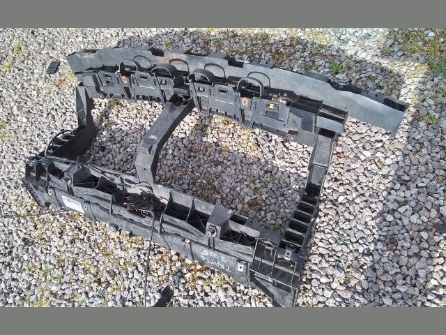 bontott RENAULT TRAFIC Homlokfal (Üres lemez)