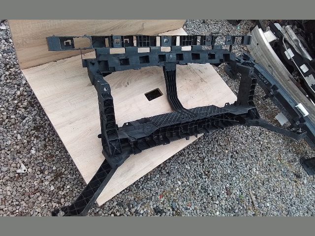 bontott RENAULT TRAFIC Homlokfal (Üres lemez)