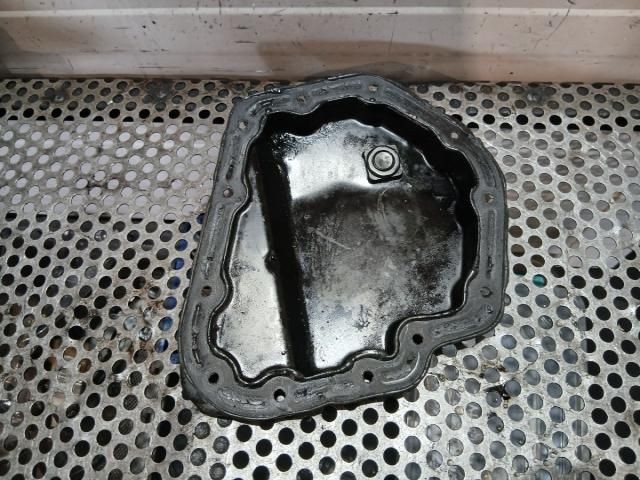 bontott RENAULT TRAFIC Olajteknő