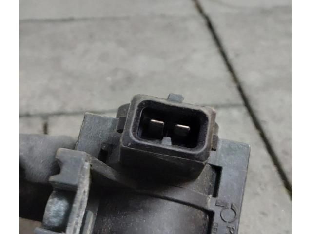 bontott RENAULT TRAFIC Turbó Vákum Szelep