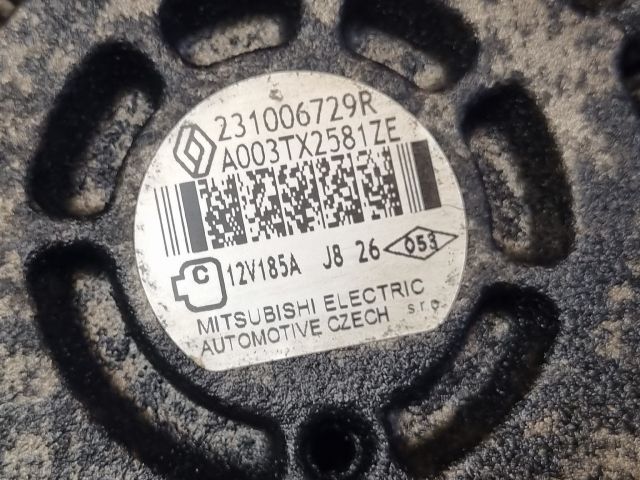 bontott RENAULT TRAFIC Generátor