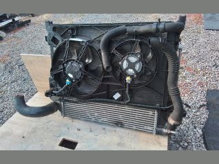 bontott RENAULT TRAFIC Hűtő Ventilátor(ok), Radiátor(ok) Szett