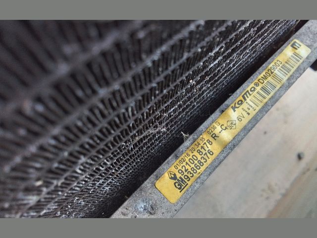 bontott RENAULT TRAFIC Hűtő Ventilátor(ok), Radiátor(ok) Szett