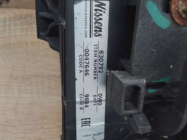 bontott RENAULT TRAFIC Hűtő Ventilátor(ok), Radiátor(ok) Szett