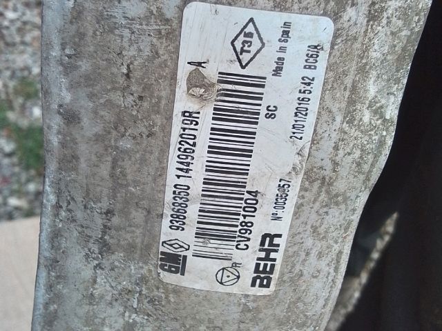 bontott RENAULT TRAFIC Hűtő Ventilátor(ok), Radiátor(ok) Szett