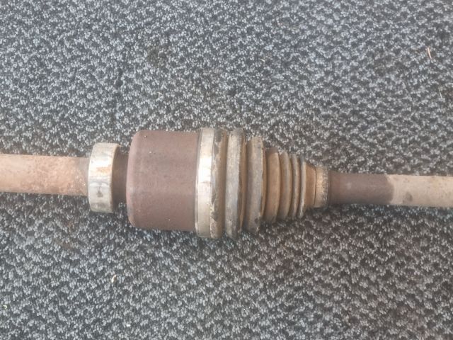 bontott RENAULT TRAFIC Jobb Féltengely