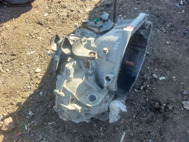 bontott RENAULT TRAFIC Váltó (Mechanikus)