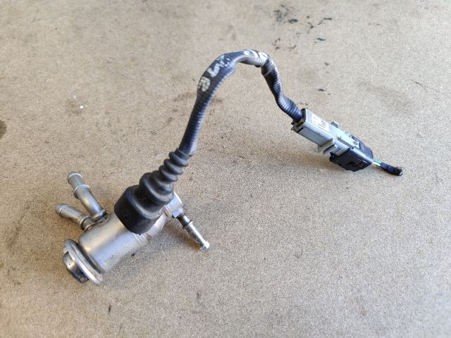 bontott RENAULT TRAFIC AdBlue Befecskendező Egység