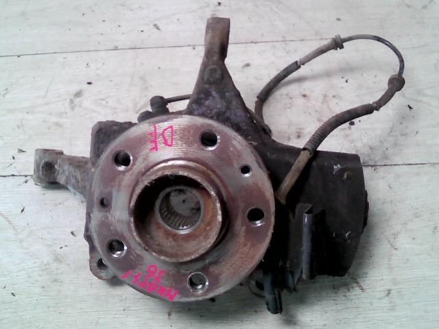 bontott RENAULT TRAFIC Bal első Csonkállvány Kerékaggyal