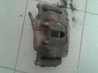 bontott RENAULT TRAFIC Bal első Féknyereg Munkahengerrel