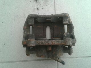 bontott RENAULT TRAFIC Bal első Féknyereg Munkahengerrel