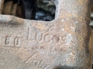 bontott RENAULT TRAFIC Jobb hátsó Féknyereg Munkahengerrel