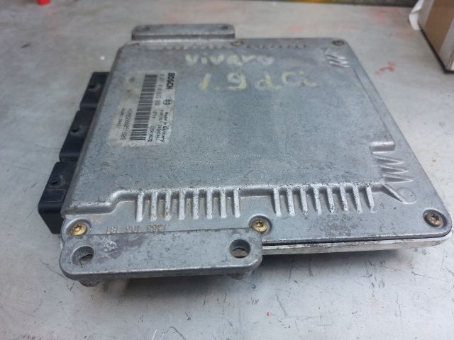 bontott RENAULT TRAFIC Motorvezérlő