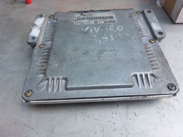 bontott RENAULT TRAFIC Motorvezérlő