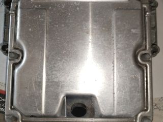 bontott RENAULT TRAFIC Motorvezérlő