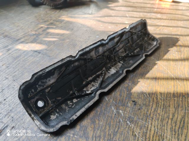 bontott RENAULT TRAFIC Szelepfedél