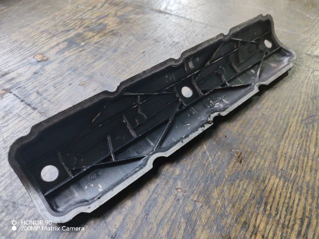 bontott RENAULT TRAFIC Szelepfedél