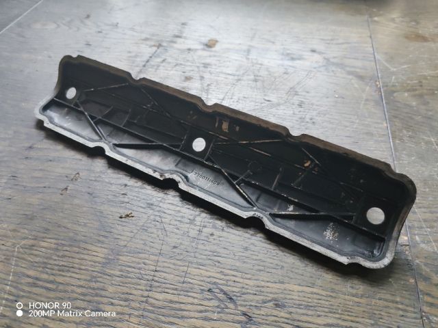 bontott RENAULT TRAFIC Szelepfedél