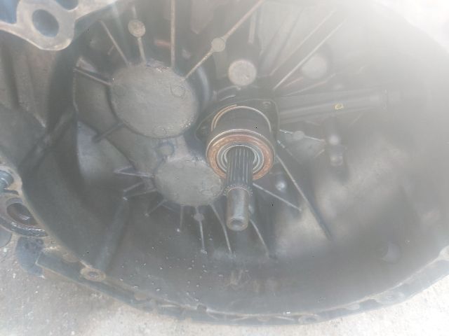 bontott RENAULT TRAFIC Váltó (Mechanikus)