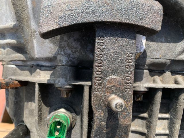 bontott RENAULT TRAFIC Váltó (Mechanikus)