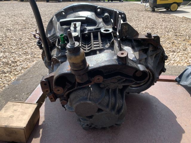 bontott RENAULT TRAFIC Váltó (Mechanikus)