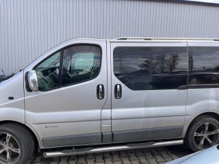 bontott RENAULT TRAFIC Homlokfal (Üres lemez)