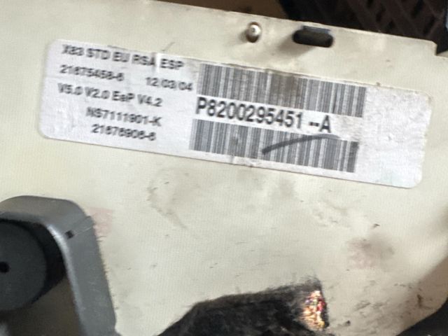 bontott RENAULT TRAFIC Kilométeróra