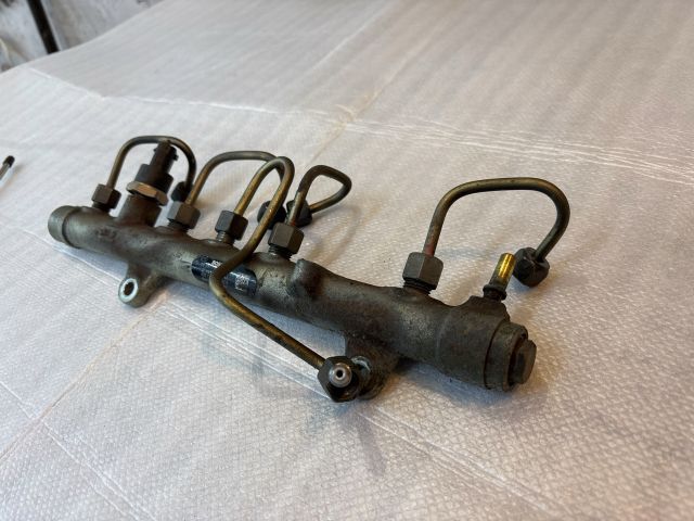 bontott RENAULT TRAFIC Közösnyomócső