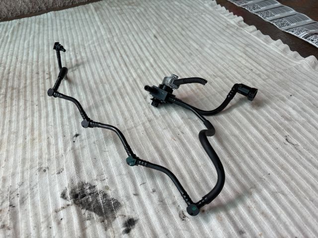 bontott RENAULT TRAFIC Résolajcső