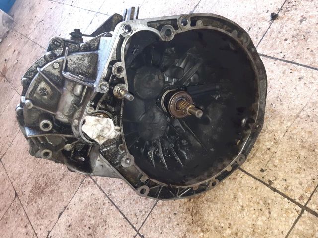 bontott RENAULT TRAFIC Váltó (Mechanikus)