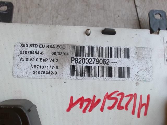 bontott RENAULT TRAFIC Kilométeróra