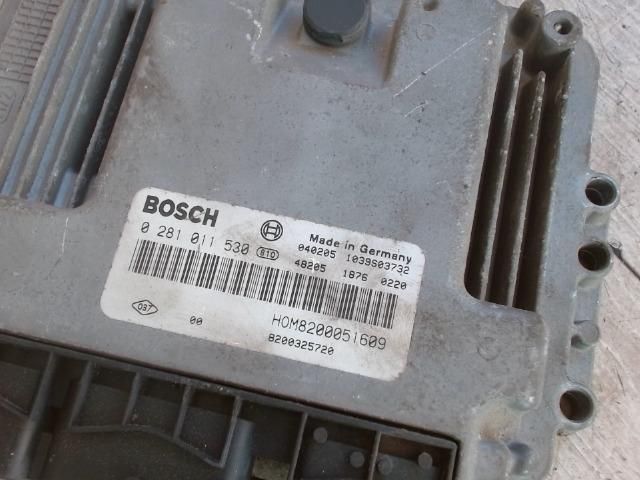 bontott RENAULT TRAFIC Motorvezérlő