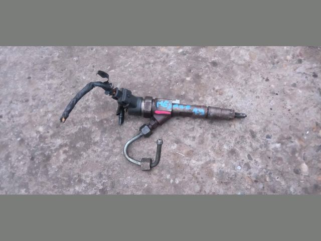 bontott RENAULT TRAFIC Porlasztó (1 db)