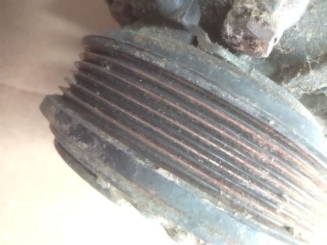 bontott RENAULT TRAFIC Klímakompresszor