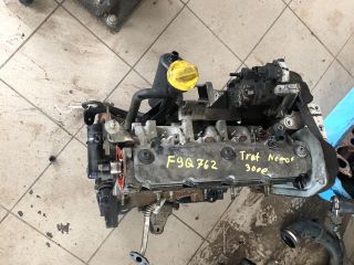 bontott RENAULT TRAFIC Motor (Fűzött blokk hengerfejjel)