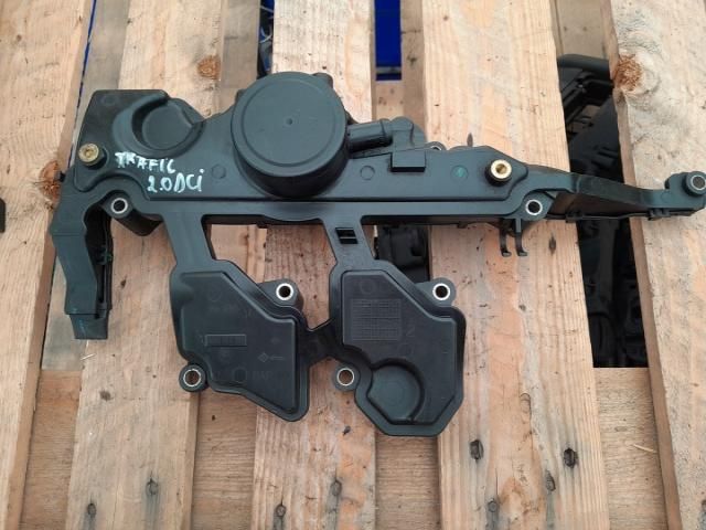 bontott RENAULT TRAFIC Szelepfedél