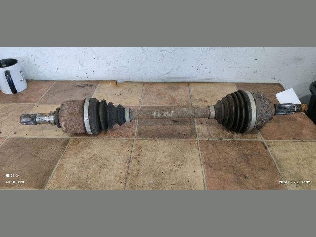 bontott RENAULT TRAFIC Bal Féltengely