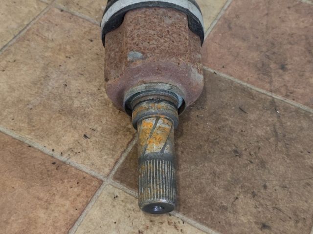 bontott RENAULT TRAFIC Bal Féltengely