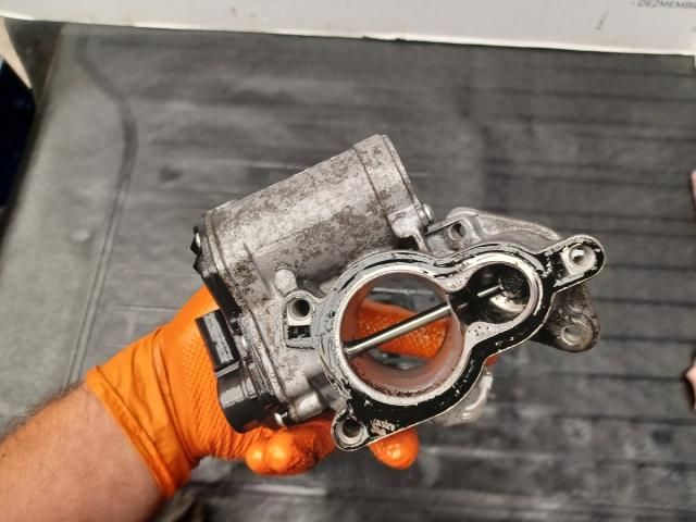 bontott RENAULT TRAFIC EGR / AGR Szelep