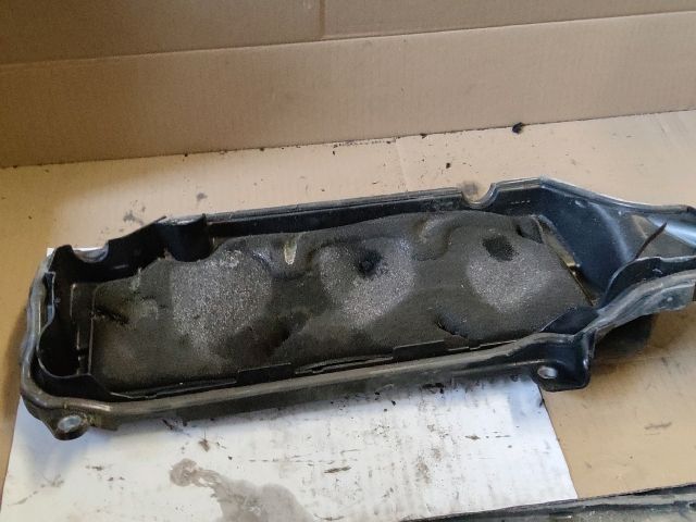 bontott RENAULT TRAFIC Felső Motorburkolat