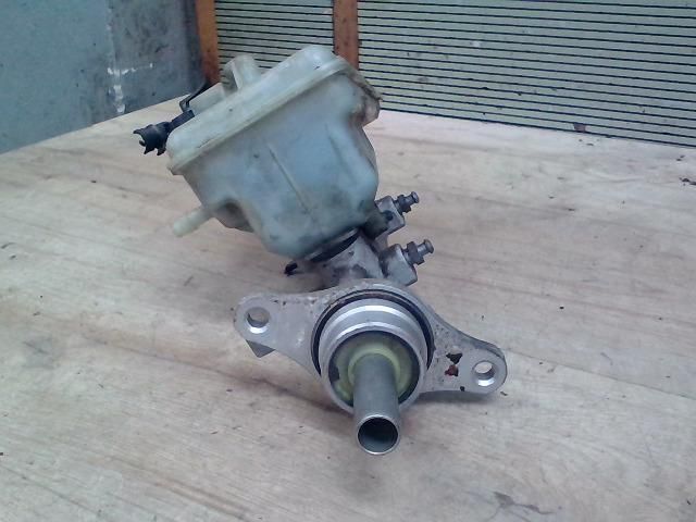 bontott RENAULT TRAFIC Főfékhenger