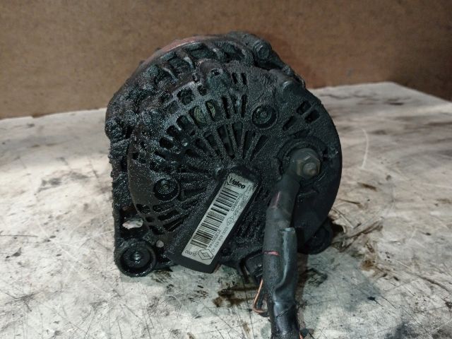 bontott RENAULT TRAFIC Generátor