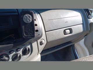 bontott RENAULT TRAFIC Jobb hátsó Féknyereg Munkahengerrel