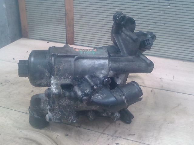 bontott RENAULT TRAFIC Olajszűrő Ház