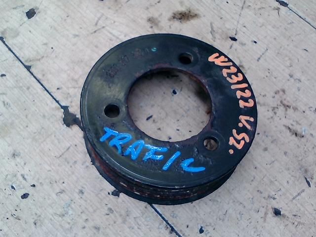 bontott RENAULT TRAFIC Vízpumpa Szíjtárcsa