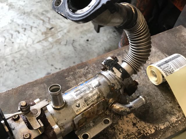 bontott RENAULT TRAFIC EGR Hűtő